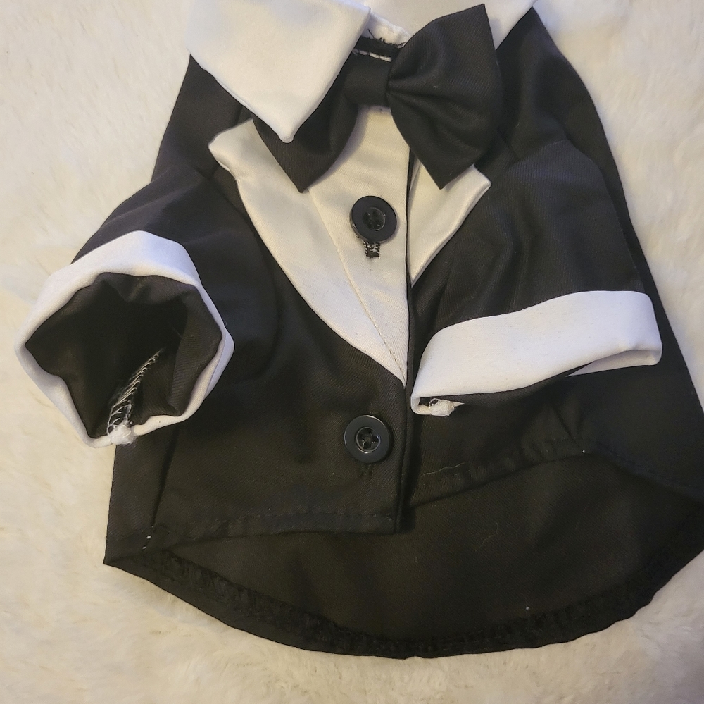 DOG LOVERS - HOLIDAY TUXEDO BRAND NEW!